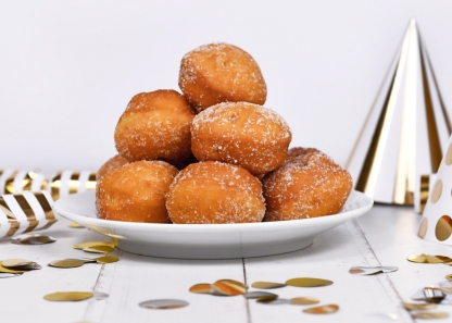Cheesecake Doughnut Bites